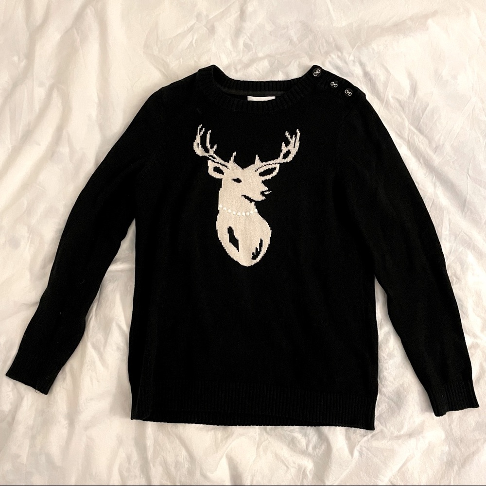 Beautiful Charter club sweater with pearls in black and white